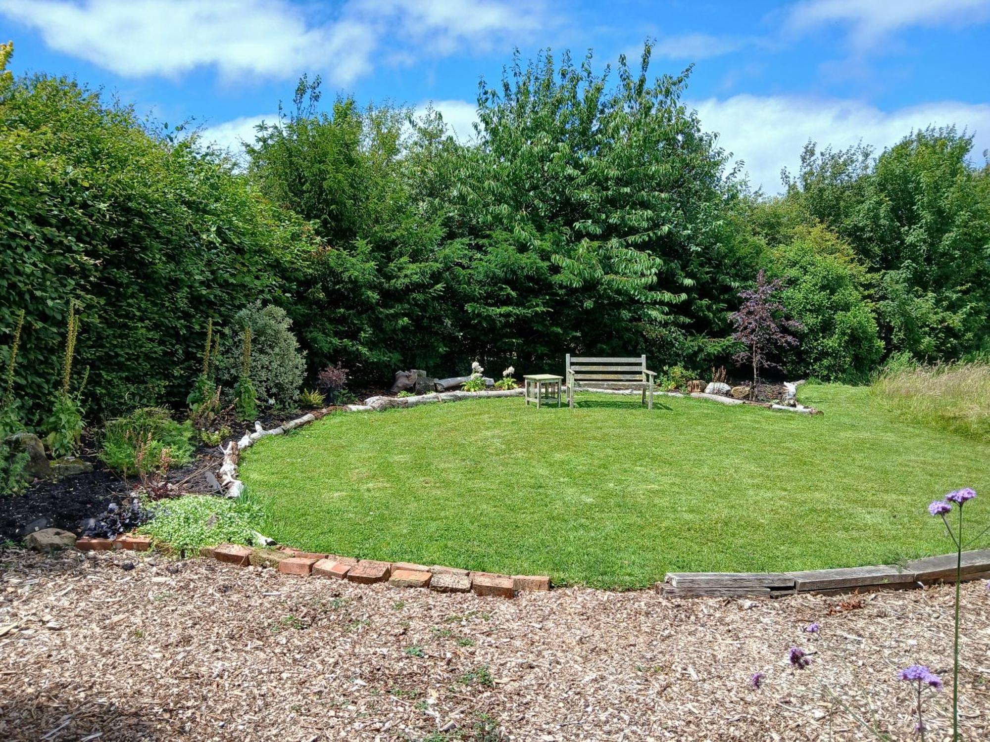 Three Oaks Nursery Chichester Exterior photo